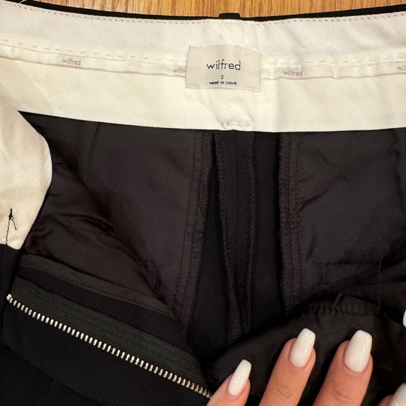 Aritizia - Wilfred - The Effortless Pant - Black - Size 0 - Picture 6 of 8